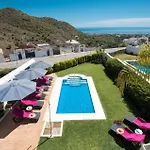 Villa Fuente By *